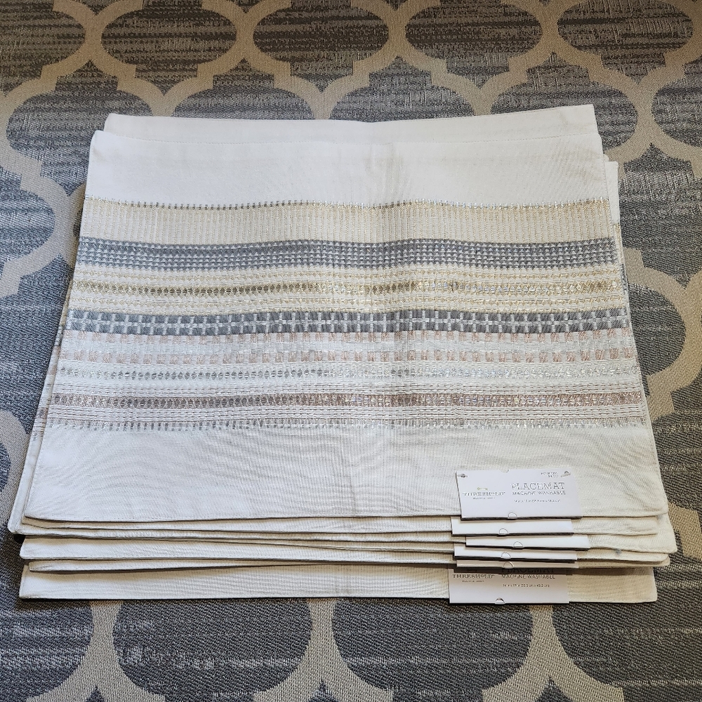 NEW Threshold Placemats machine washable (bundle of 8) off-white